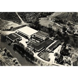 Plastic injection moulding factory H&K Müller in the year 1965 Plastic injection moulding Manufacturer H&K Müllers plant in 1965